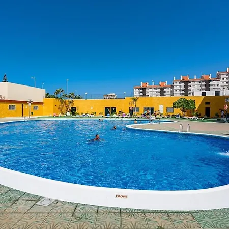 Modern Sunny 100m From The Appartamento *