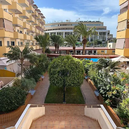 Modern Sunny 100m From The Appartamento *