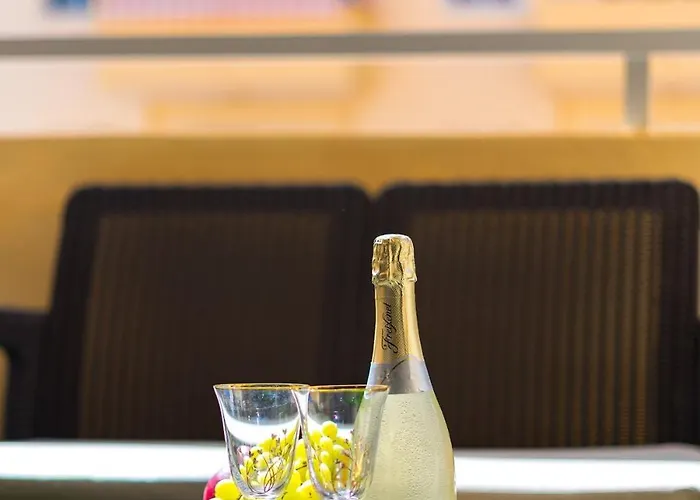 아파트 Modern Sunny 100m From The 로스크리스티아노스