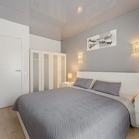 Modern Sunny 100m From The Apartament Los Cristianos (Tenerife)