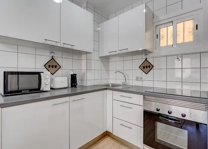 Modern Sunny 100m From The *