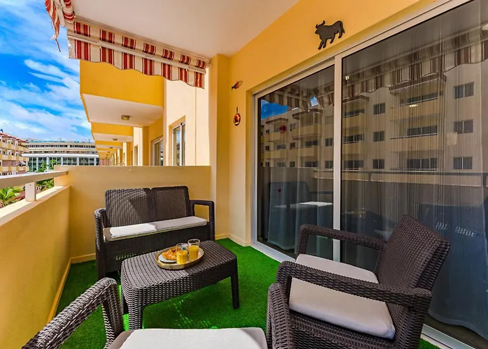 Modern Sunny 100m From The * Los Cristianos (Tenerife)